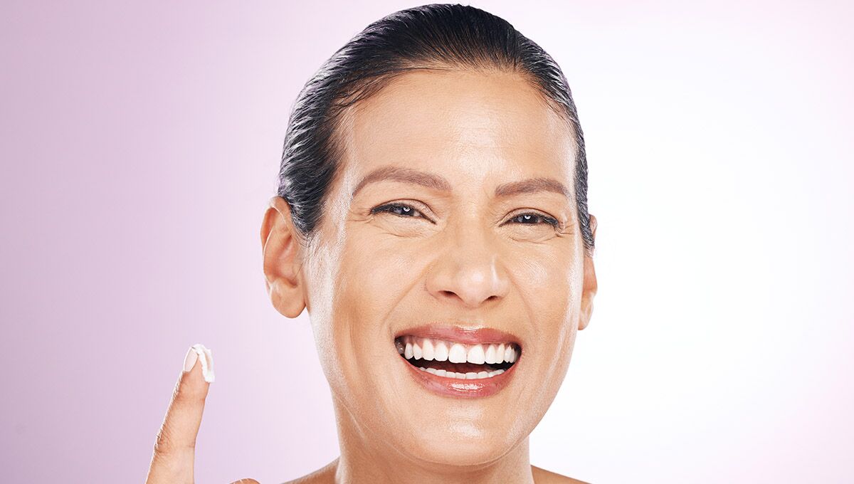 How Hyaluronic Acid Body Lotion Transforms Dry Skin and Boosts Hydration